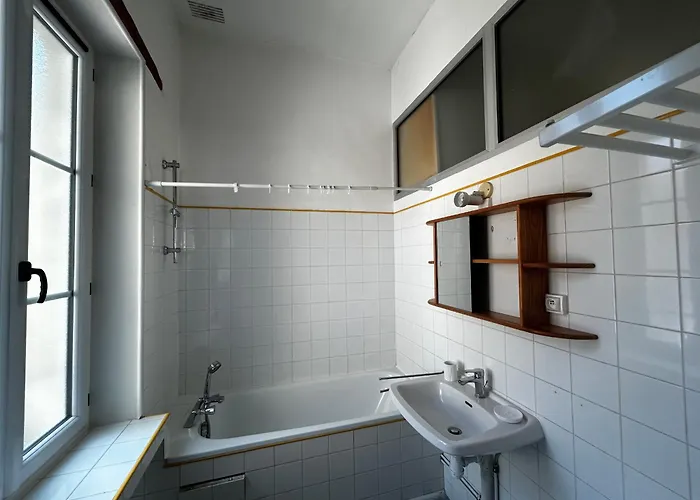 T2 En Centre-ville, 1er étage, La Roche-posay, Pour 4 Pers, Animaux Bienvenus - Fr-1-541-107 Apartamento *